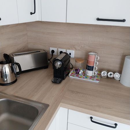 Appartement Cosy Proche Disney Ferrieres-en-Brie Exterior photo
